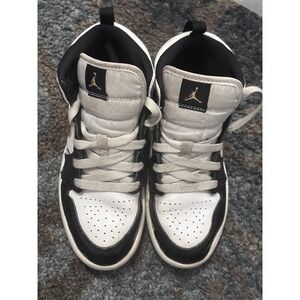 Jordan RETRO‎ High Top Sneakers Leather Jumpman Black White Gold Kids Shoes